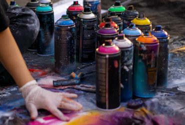 bombre de peinture pas cher