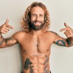 tatouage éphémère homme épaule