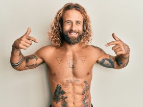 tatouage éphémère homme épaule